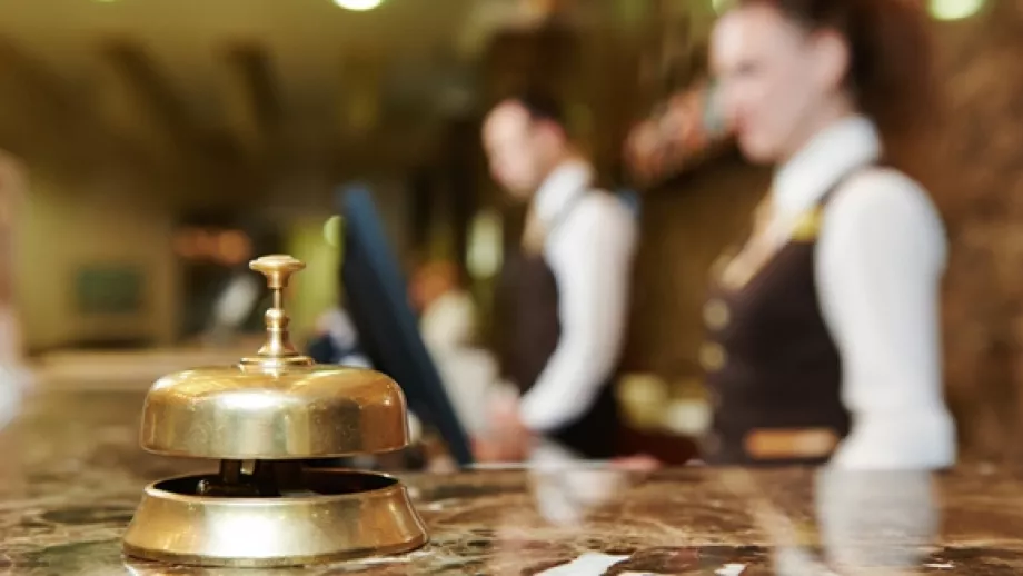 6 Tips to Help You Break into Hospitality Management main image