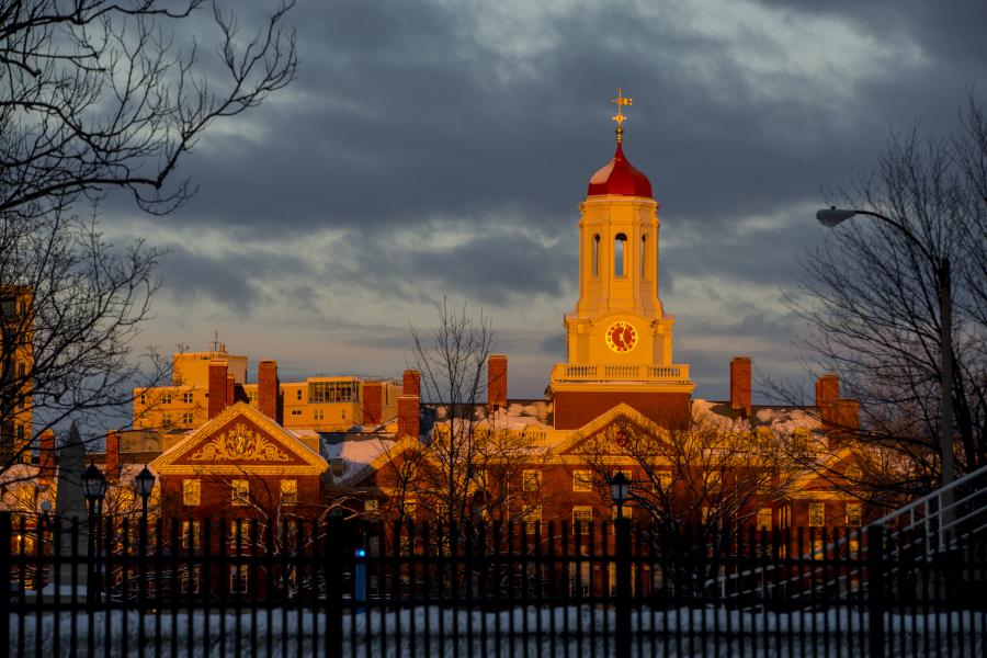 Harvard University Offers Free Online Courses on COVID-19 2023