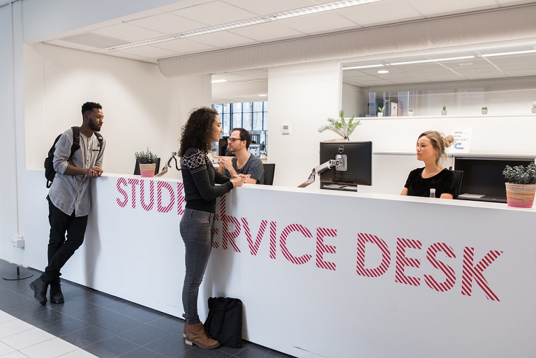 Student Service Desk