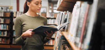 Philosophy student in the library