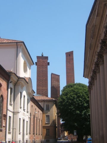 Three towers square